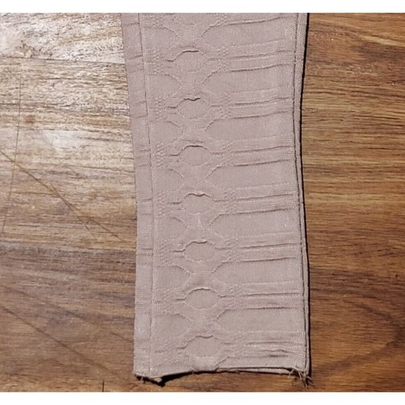 JLUXLABEL Cream Textured Leggings - Picture 2 of 5